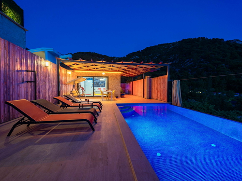  gece  -  Kasım
  | Kalkan İslamlar Balayı Villası: Jakuzili ve Özel Havuzlu Romantik Tatil